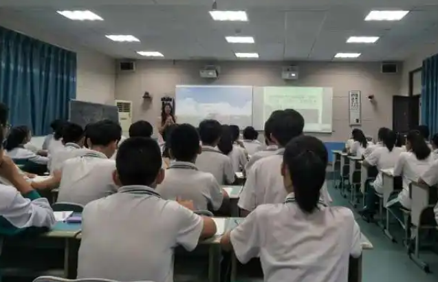 上好学的热切等更有教育资源分配长期不均学区区分固化的积弊 上好学的热切等更有教育资源分配长期不均学区区分固化的积弊